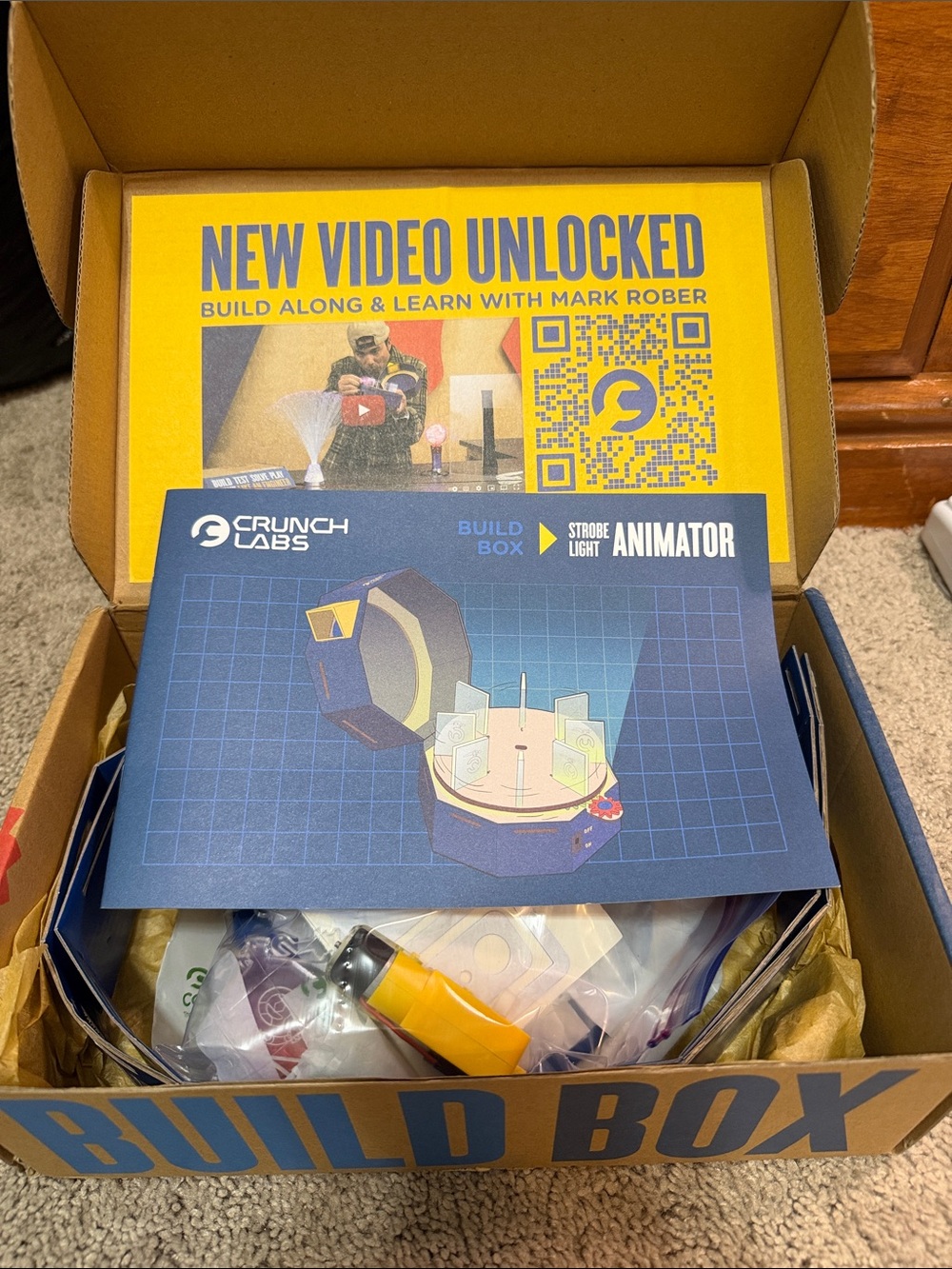 Crunch Labs by Mark Rober - Build Box Strobe Light Animator